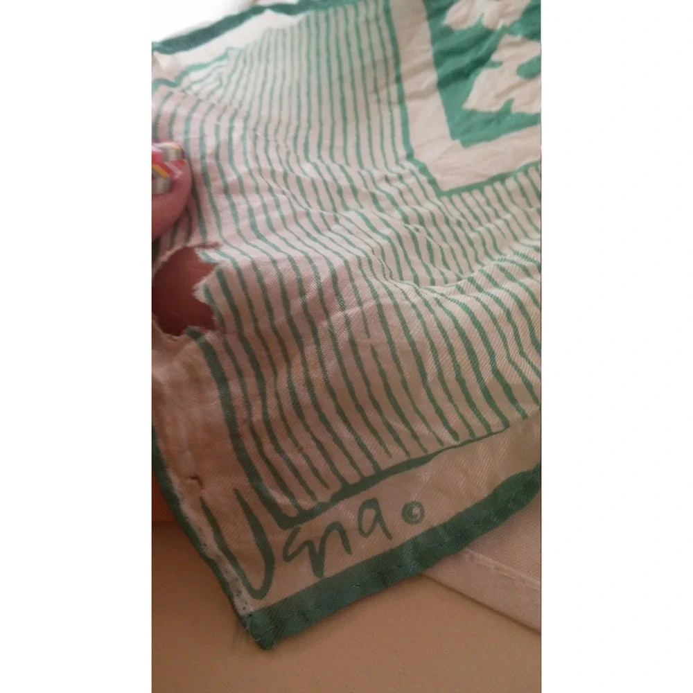 Vintage Vera‎ scarf, large square 1980s